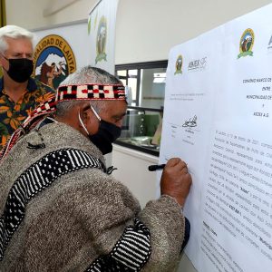 A TRAVÉS DE UN CONVENIO DE COLABORACIÓN CON LA ASOCIACIÓN DE EXPORTADORES DE FRUTAS DE CHILE: